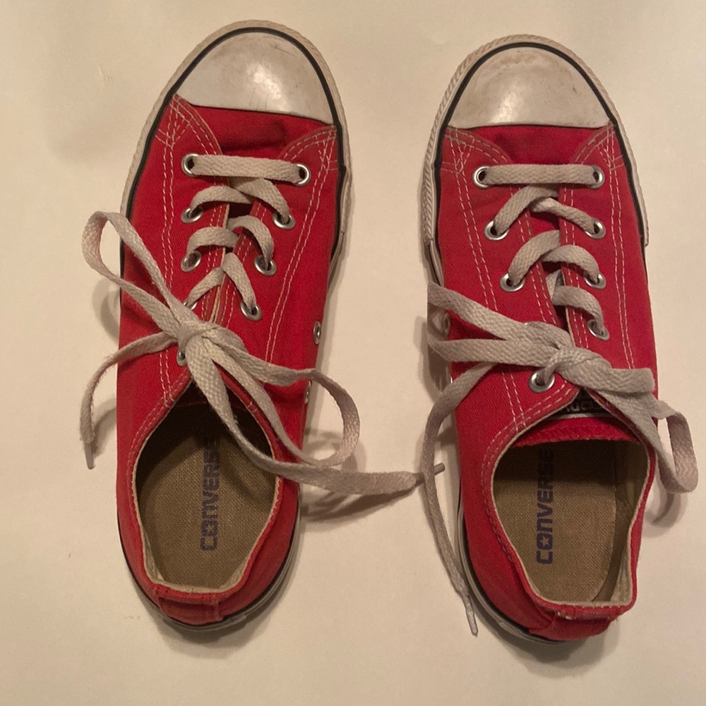 Red Converse All Star tennis shoes size 3 youth